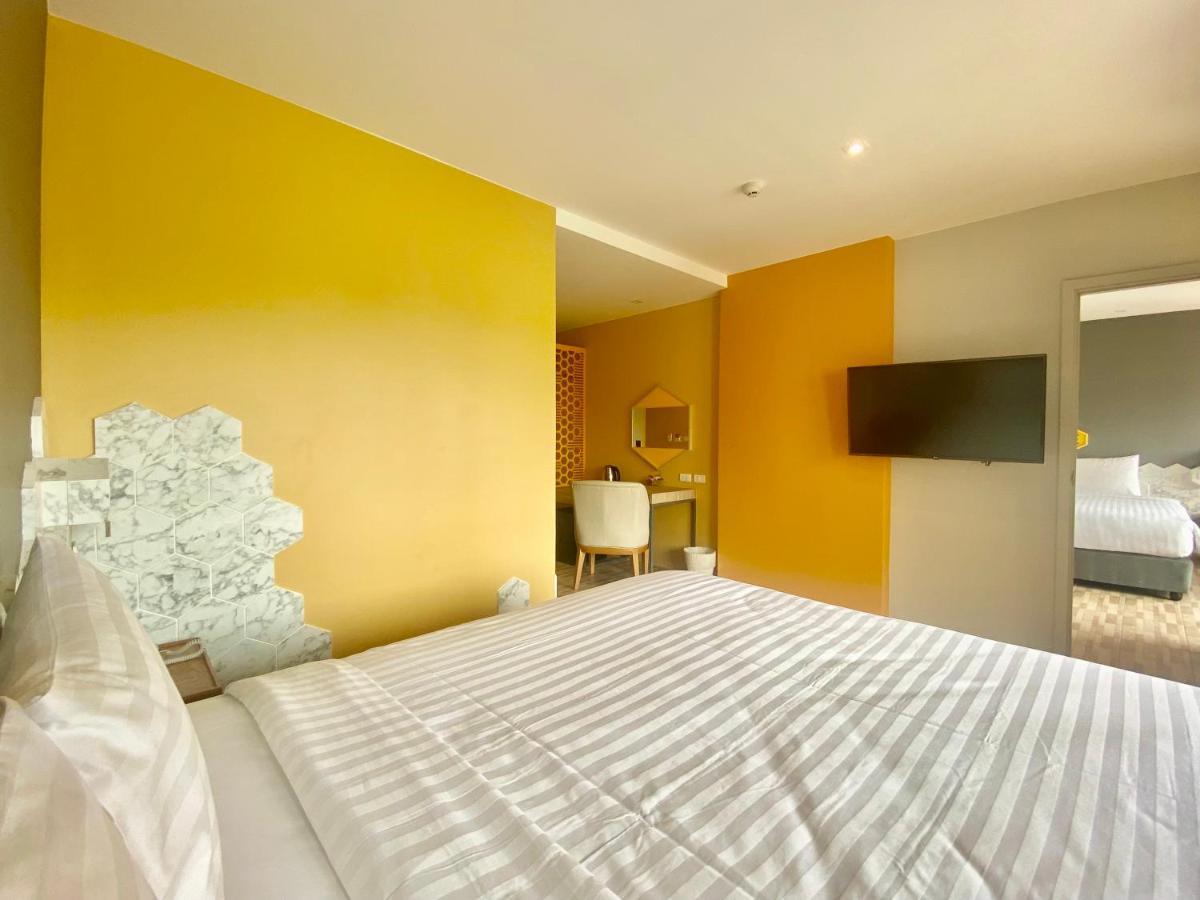 Beehive Boutique Hotel Phuket Kültér fotó